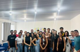 PIBID Biologia CESLAP: Troca de experiências e fortalecimento da educação no Centro Educa Mais Maura Jorge